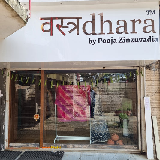 Famous Saree Shops in Vadodara: Discover the Unmatched Elegance at Vastradhara